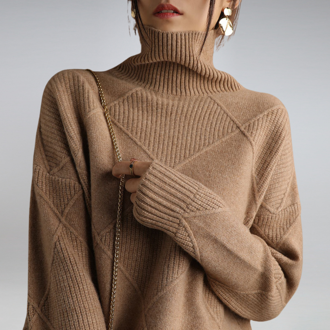 Jessy | Sophisticated Turtleneck