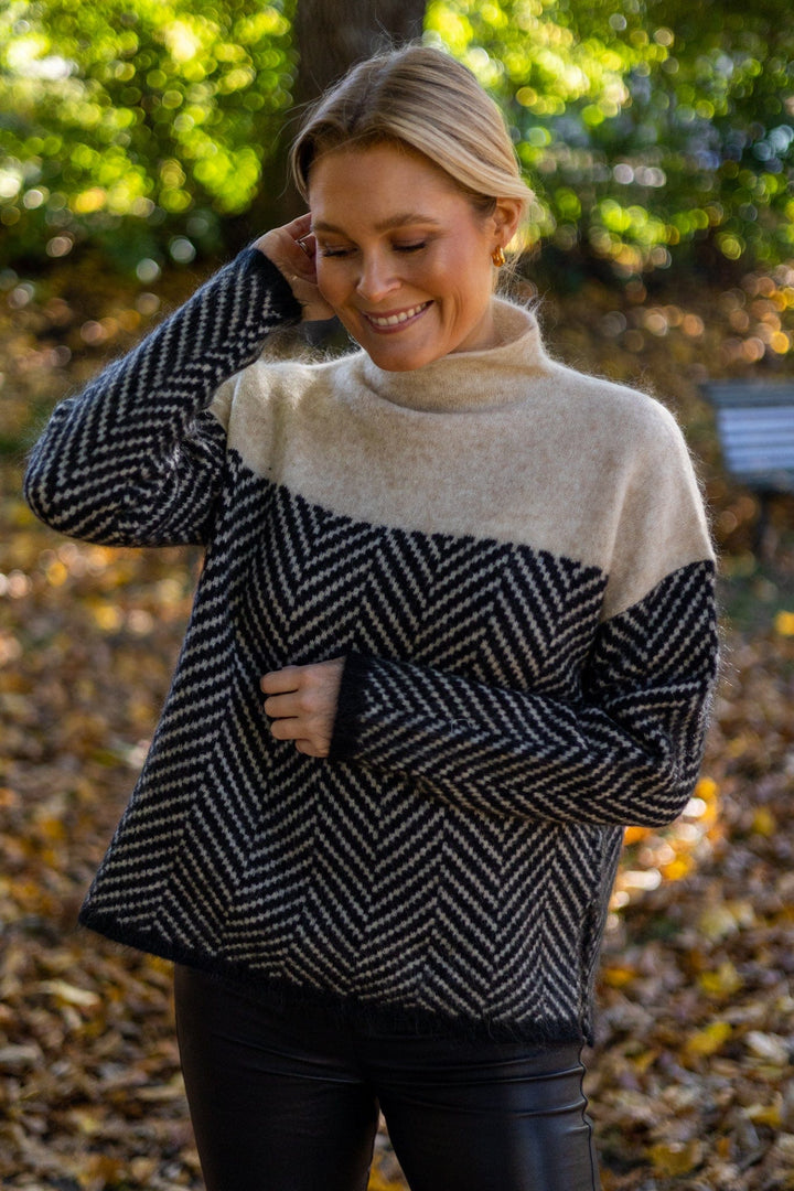 Sarah - Cotton Turtleneck Sweater