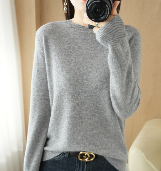 Aurelia - Light Knit Cashmere Sweater for Women