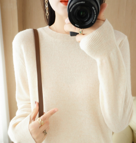 Aurelia - Light Knit Cashmere Sweater for Women